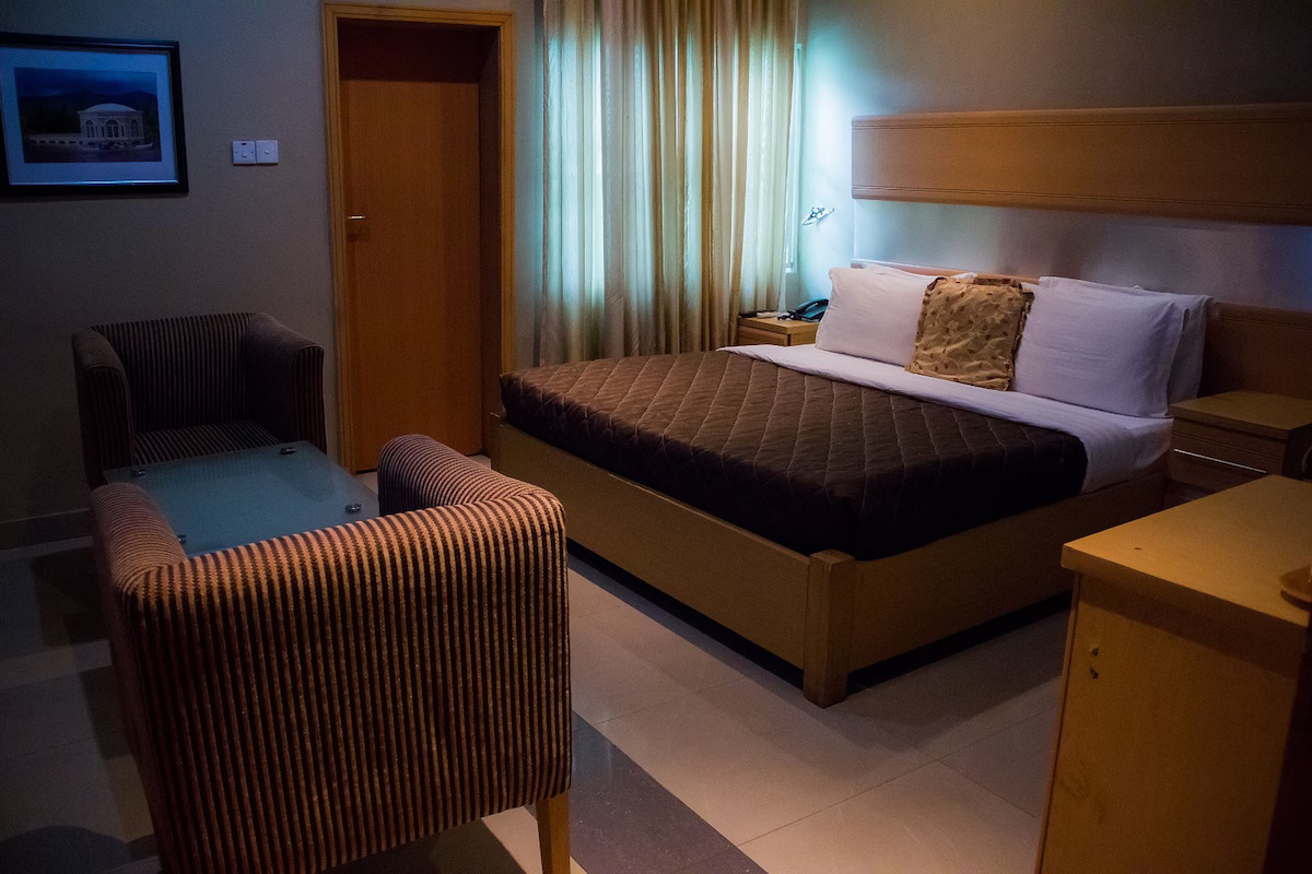 /web/uploads/116/Villa Angelia Hotel Ikoyi/header-images/5bd95b18.jpg